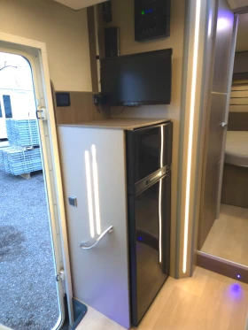 Кемпер Ford Challenger промоция до 12.12.2025, снимка 6