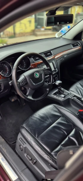 Skoda Superb 2.0TDI* DSG* NAVI* ОБСЛУЖЕН, снимка 8
