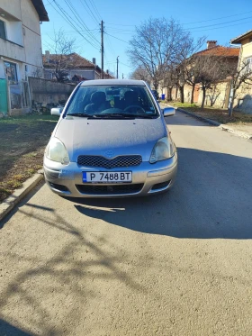 Toyota Yaris 1.0 VVTI, снимка 1