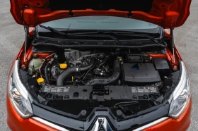 Renault Captur 1.2 TCe ШВЕЙЦАРИЯ АВТОМАТИК 113000 км! Като нова! - 8390 € / 16409.41 лв. - 39380442 17