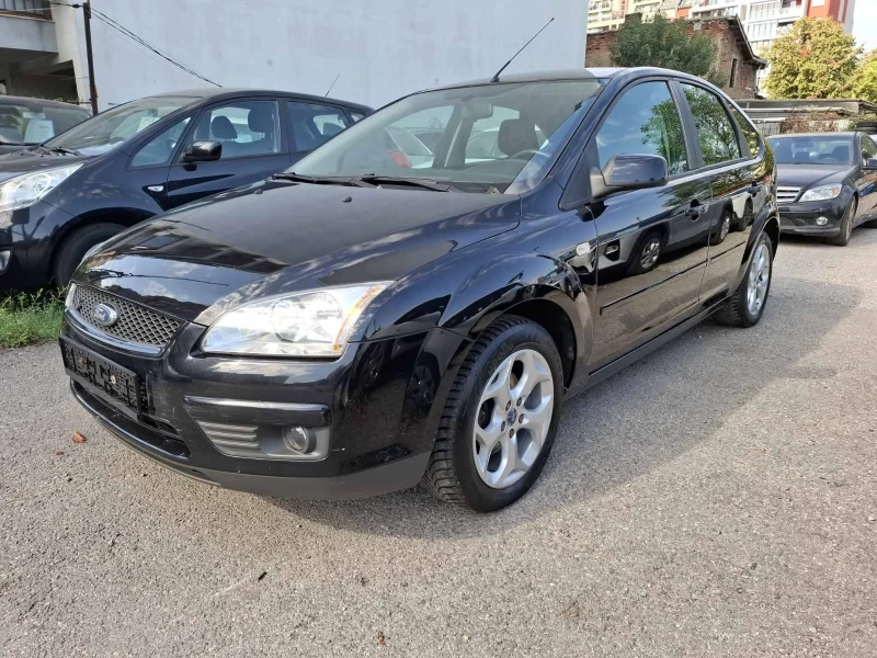 Ford Focus 1.8i, снимка 3 - Автомобили и джипове - 47127777