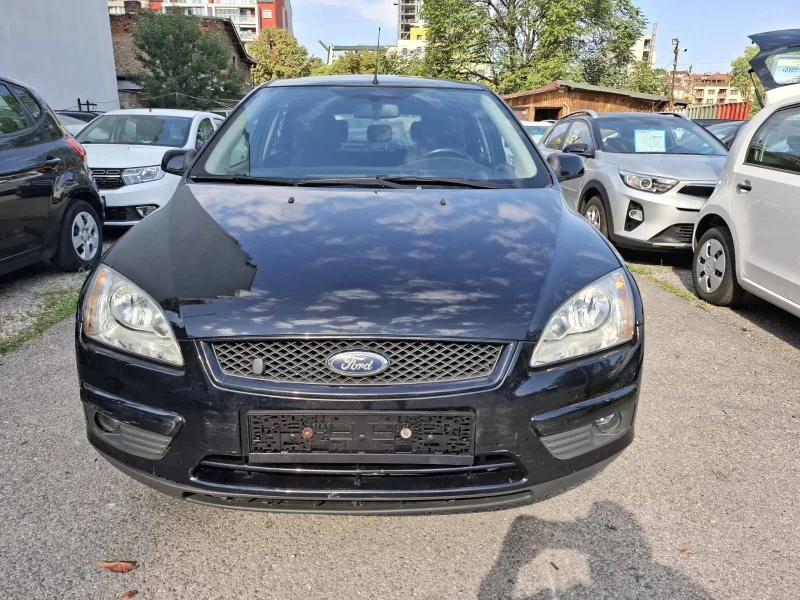 Ford Focus 1.8i, снимка 1 - Автомобили и джипове - 47127777