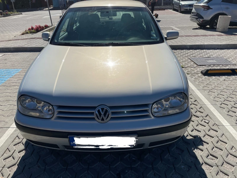 VW Golf 1.6 , снимка 5 - Автомобили и джипове - 47420746