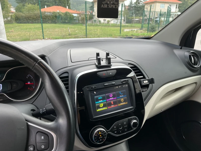 Renault Captur Facelift 43000km, снимка 8 - Автомобили и джипове - 47469553