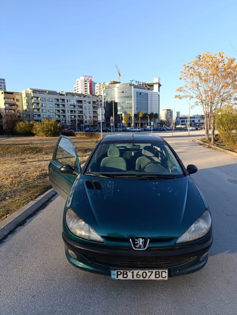 Peugeot 206, снимка 1 - Автомобили и джипове - 48760842