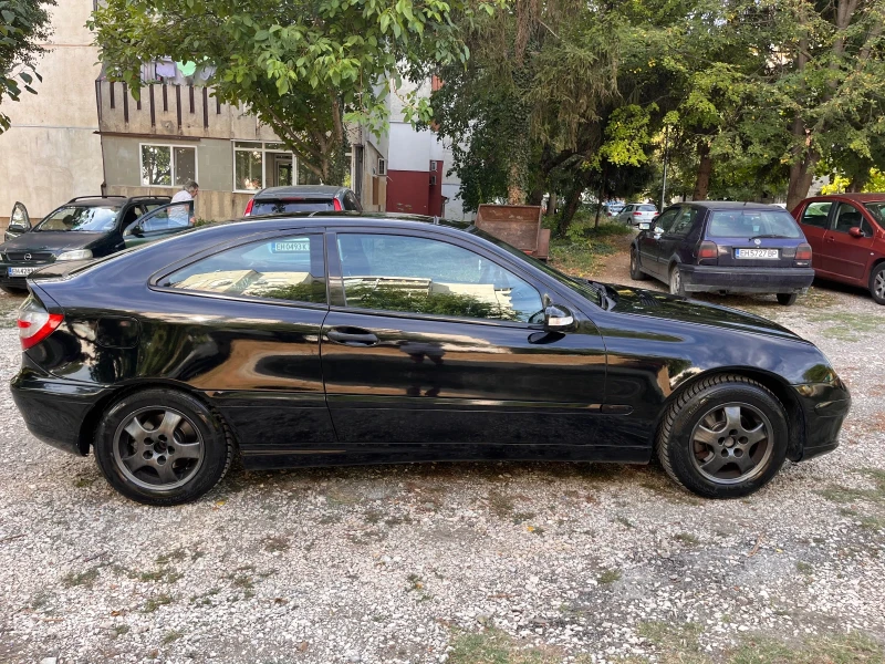 Mercedes-Benz C 180, снимка 4 - Автомобили и джипове - 53137075