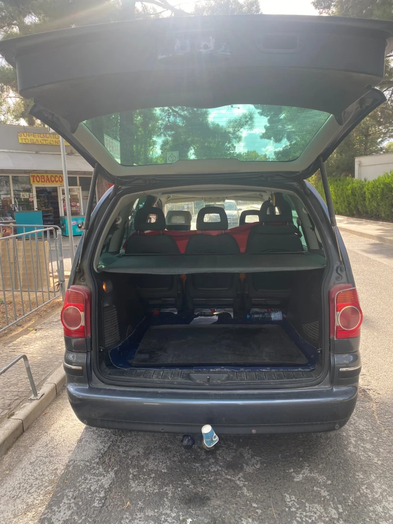 VW Sharan 2.0 TDI, снимка 7 - Автомобили и джипове - 52443236