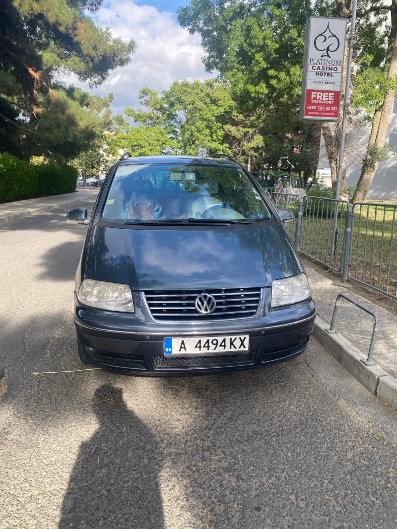 VW Sharan 2.0 TDI, снимка 2 - Автомобили и джипове - 52443236