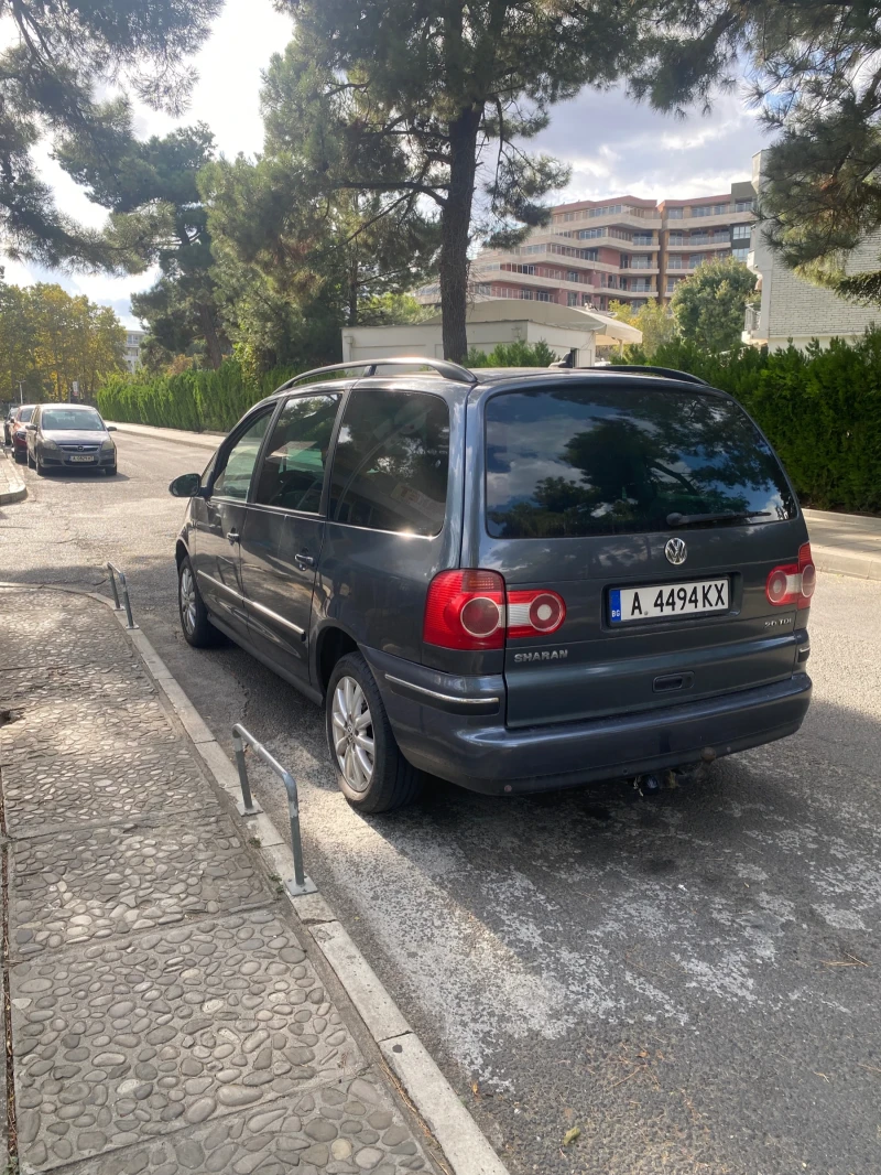 VW Sharan 2.0 TDI, снимка 6 - Автомобили и джипове - 52443236