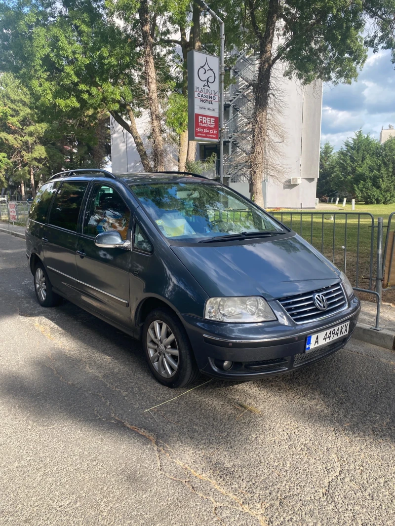 VW Sharan 2.0 TDI, снимка 3 - Автомобили и джипове - 52443236