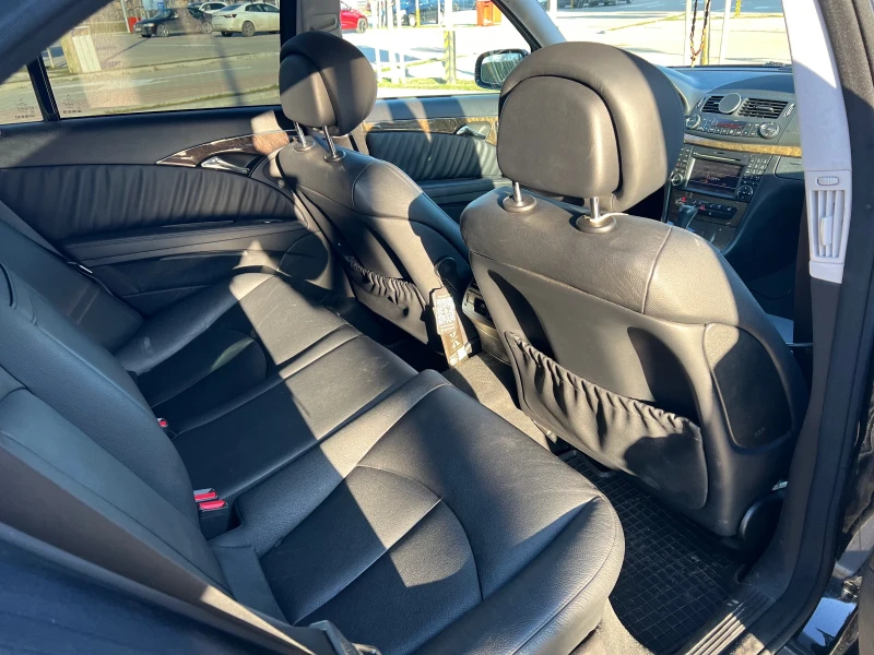 Mercedes-Benz E 280 4-matic 5G tronic, снимка 9 - Автомобили и джипове - 52968293