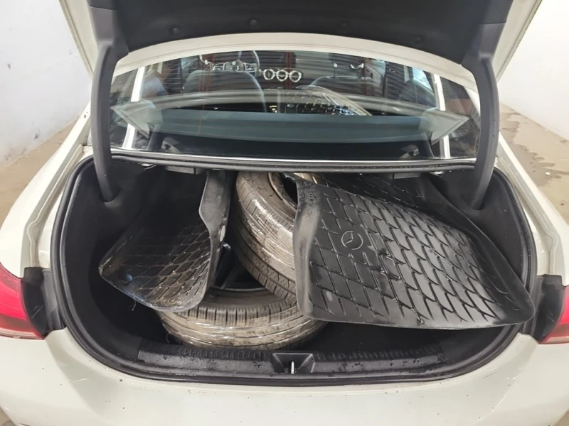 Mercedes-Benz A 220 * CARFAX * БЕЗ ПЪРВОНАЧАЛНА ВНОСКА, снимка 17 - Автомобили и джипове - 53238894