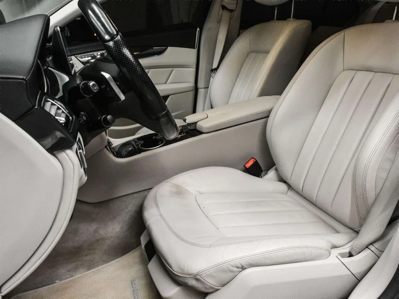 Mercedes-Benz CLS 400 * CARFAX * ЦЕНА ДО БЪЛГАРИЯ, снимка 14 - Автомобили и джипове - 53309413