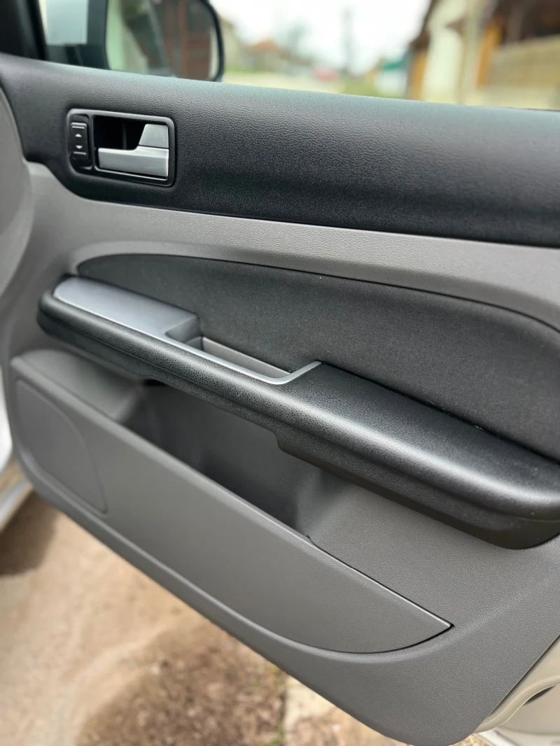 Ford Focus ......, снимка 10 - Автомобили и джипове - 53498094