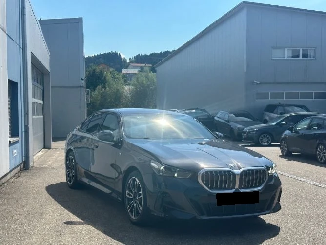 BMW 520 d xDrive M Sport, снимка 3 - Автомобили и джипове - 46945013