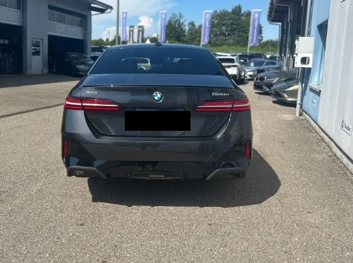 BMW 520 d xDrive M Sport, снимка 5 - Автомобили и джипове - 46945013