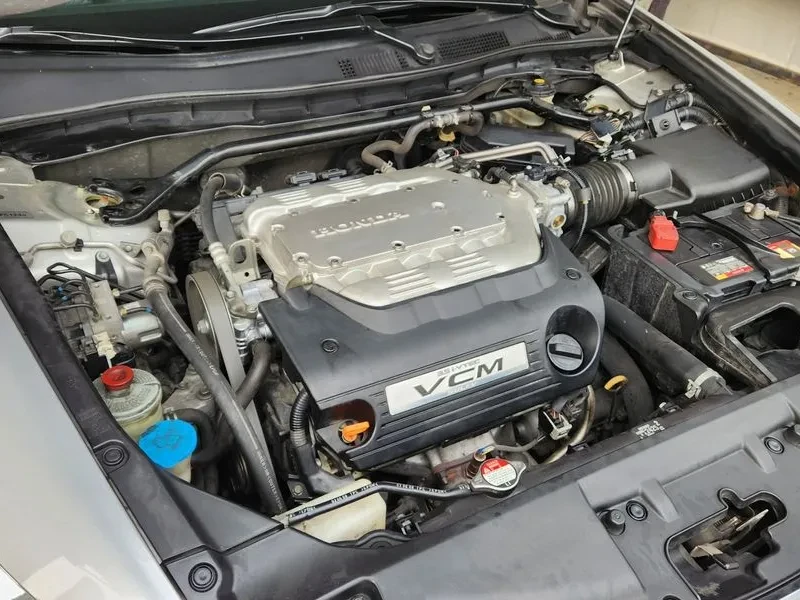Honda Accord 3.5, снимка 6 - Автомобили и джипове - 55715349