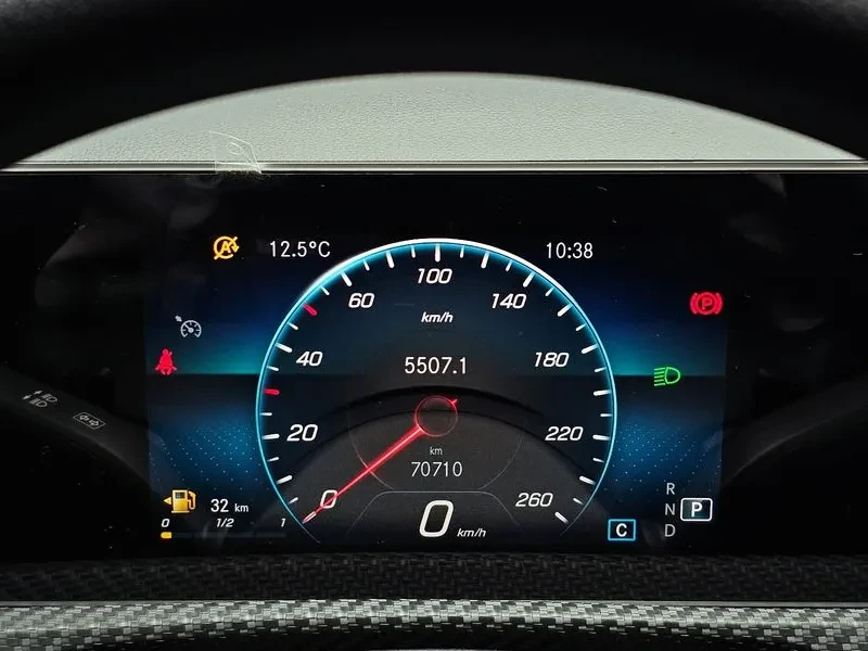 Mercedes-Benz A 250 4Matic Sedan, снимка 8 - Автомобили и джипове - 56295111