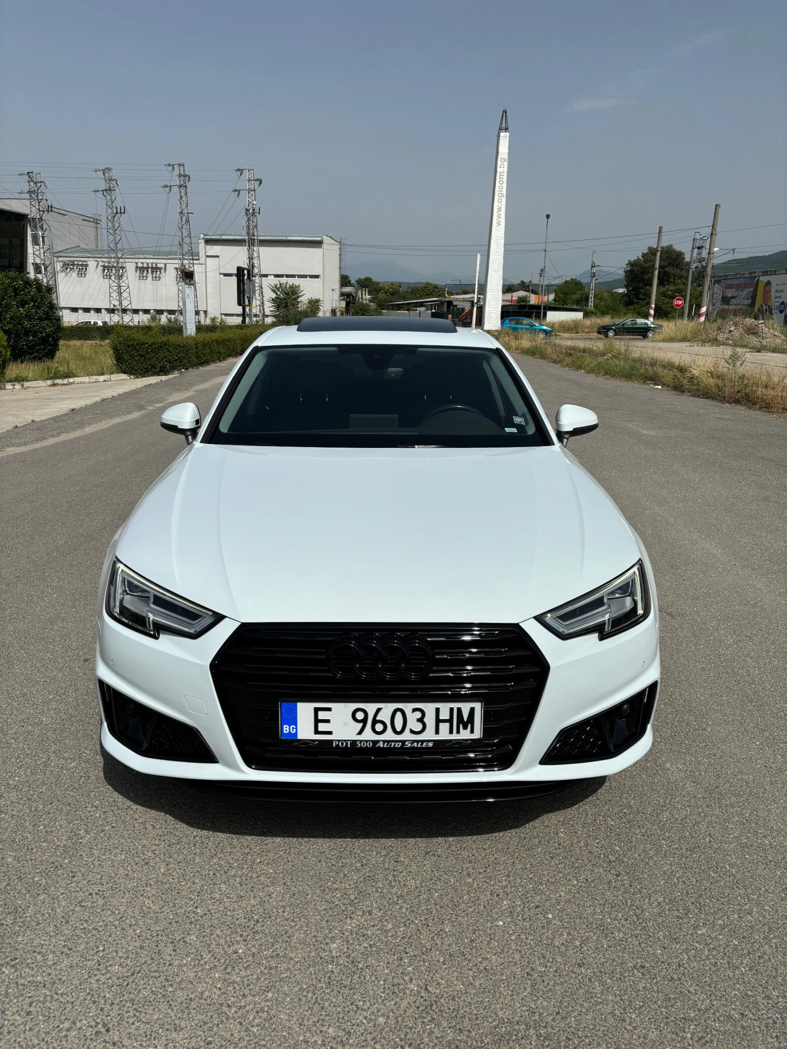 Audi A4 2.0 TFSI S Line Quattro - изображение 2