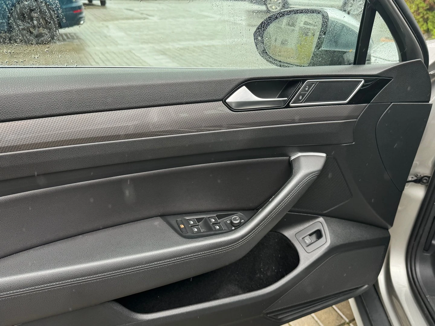 VW Passat 2.0TDI BMT 4MOTION - изображение 7