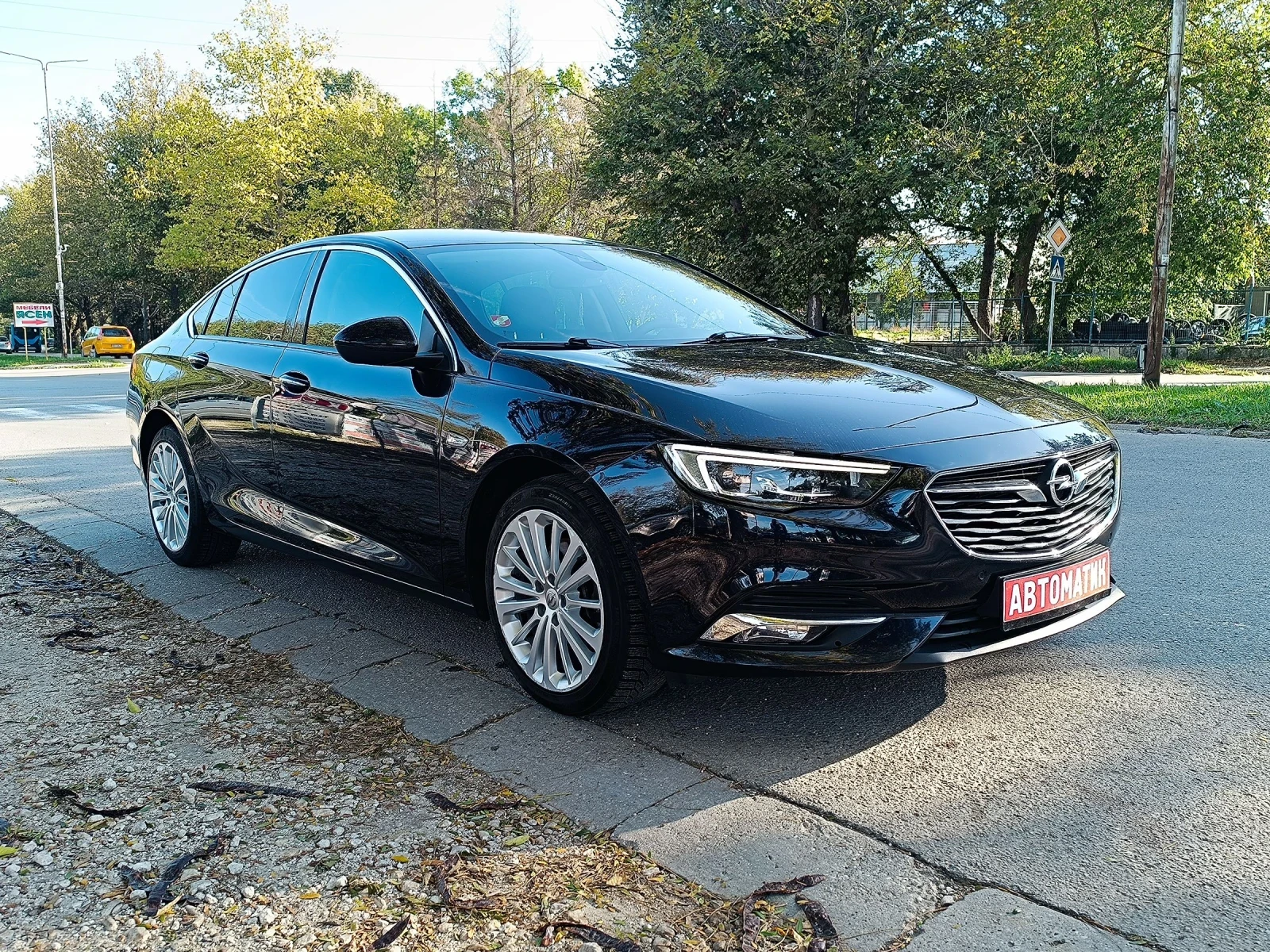 Opel Insignia Grand Sport  - изображение 3