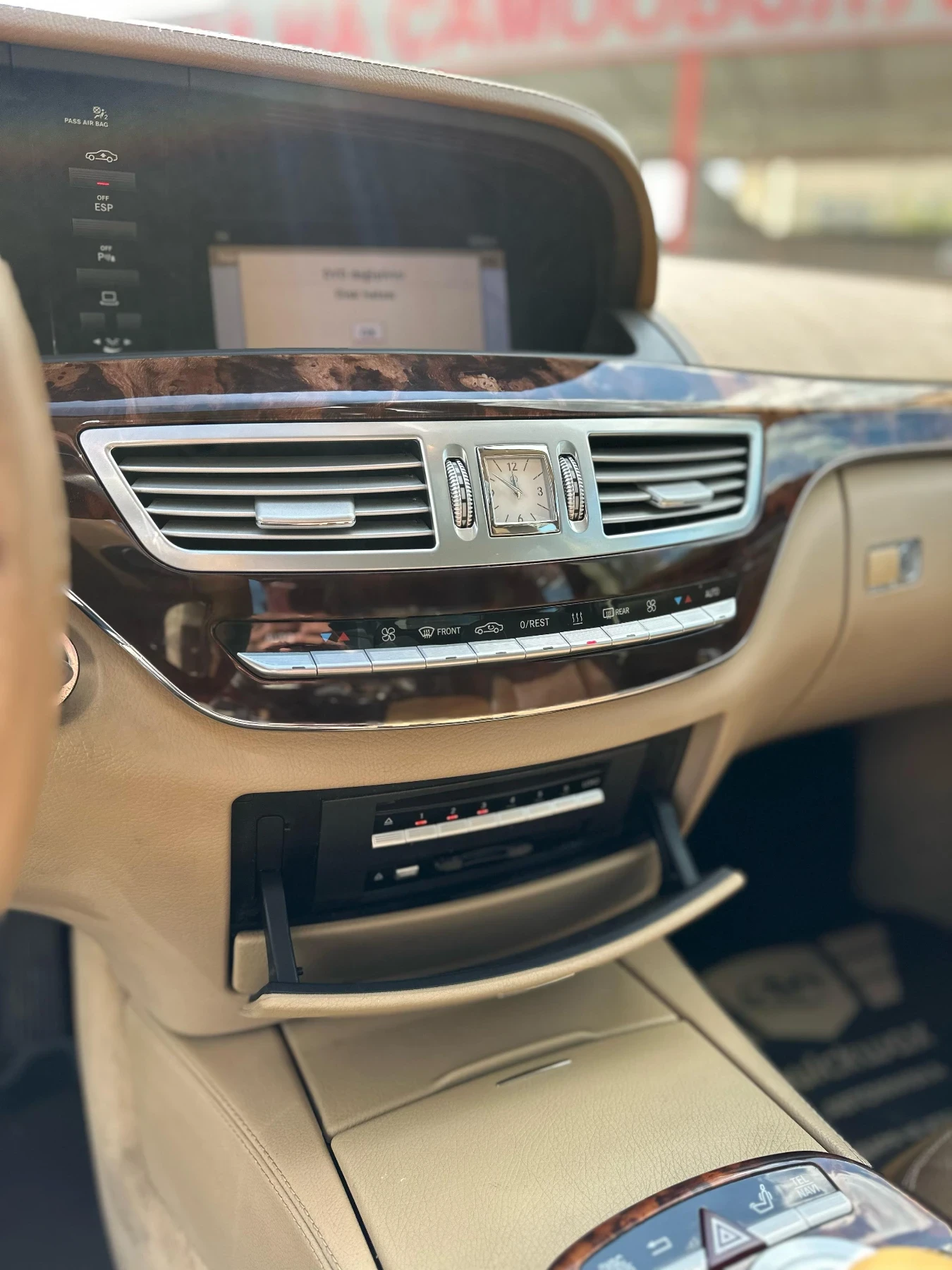 Mercedes-Benz S 320  - изображение 8