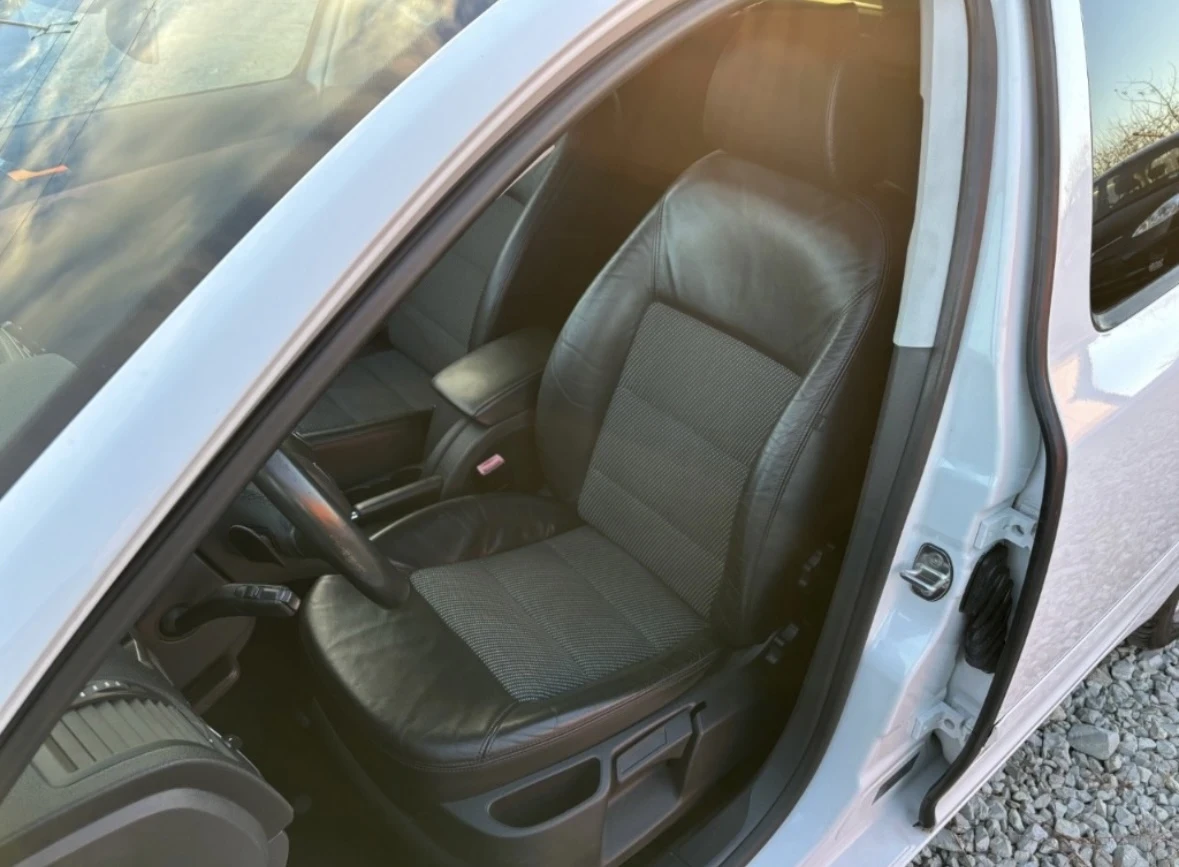 Skoda Octavia 1.8-160кс, Автоматик - изображение 7