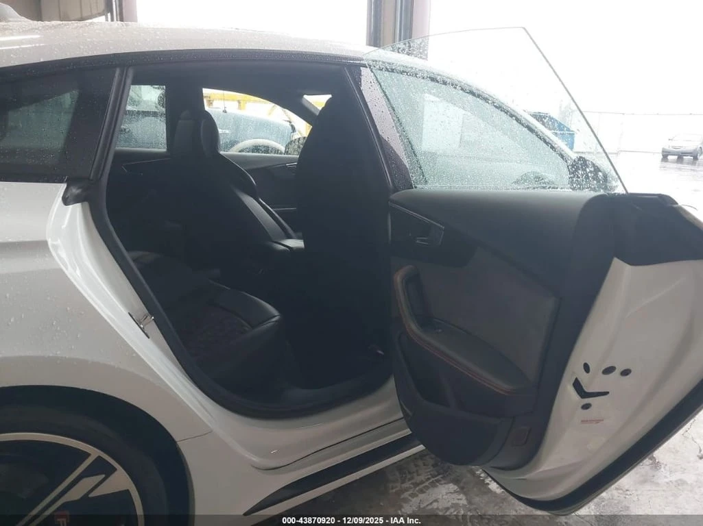 Audi Rs5 * 2.9T * CARFAX * БЕЗ ПЪРВОНАЧАЛНА ВНОСКА - изображение 8