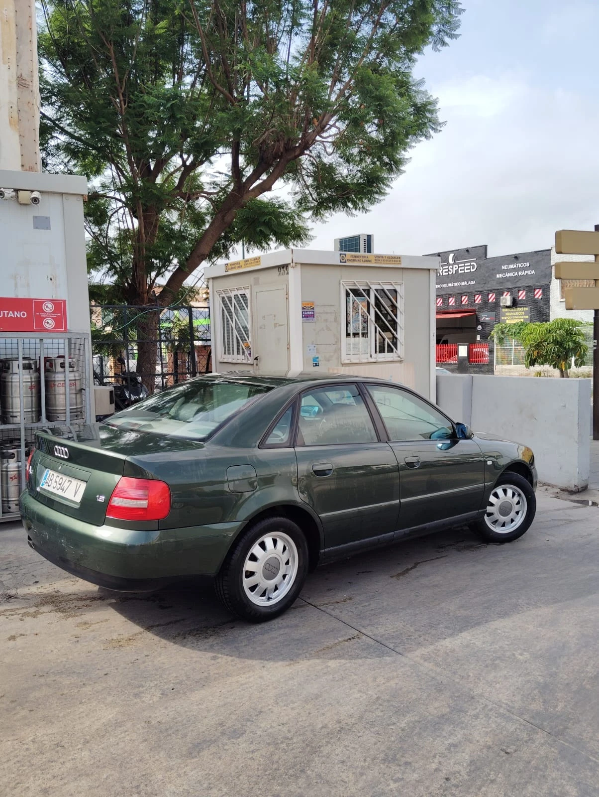 Audi A4  - изображение 2