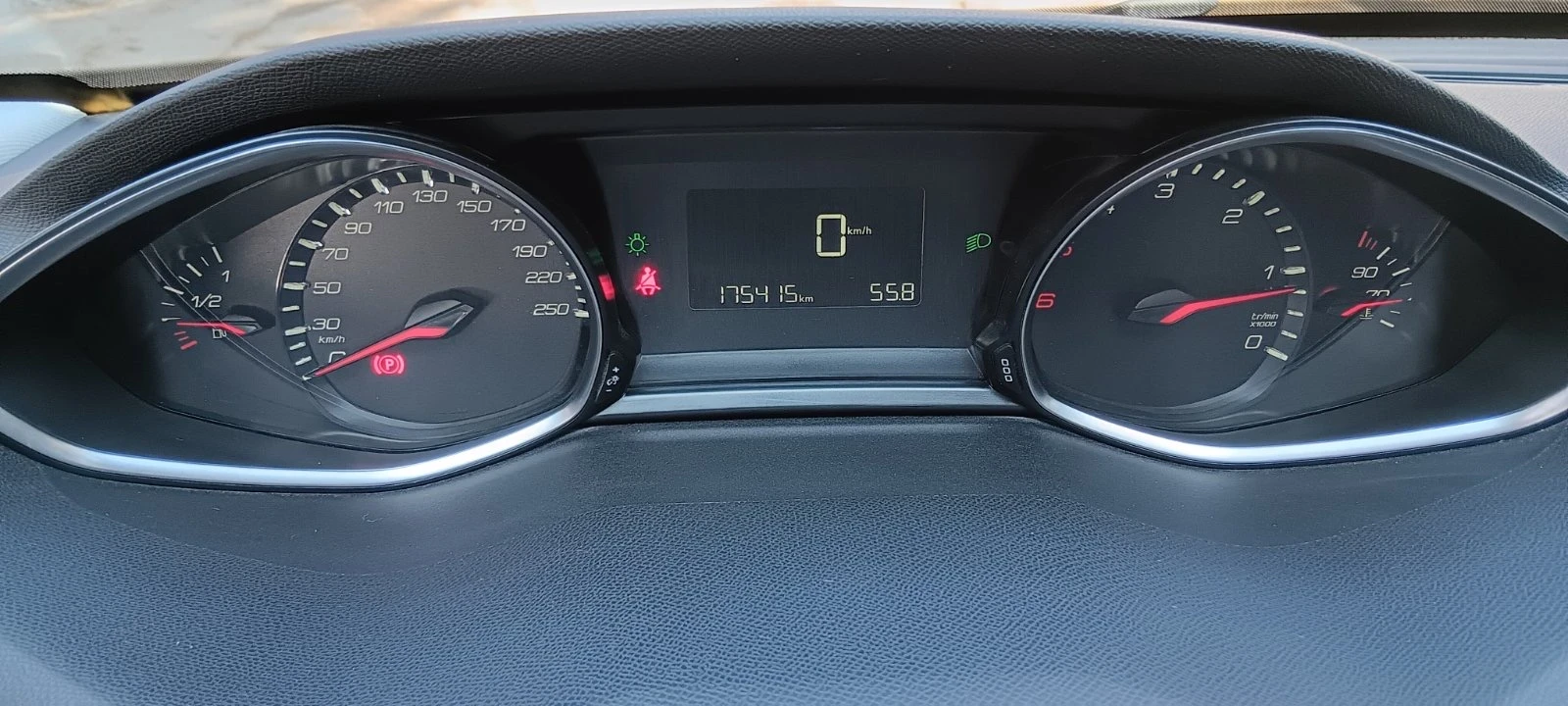 Peugeot 308, снимка 13 - Автомобили и джипове - 53724741