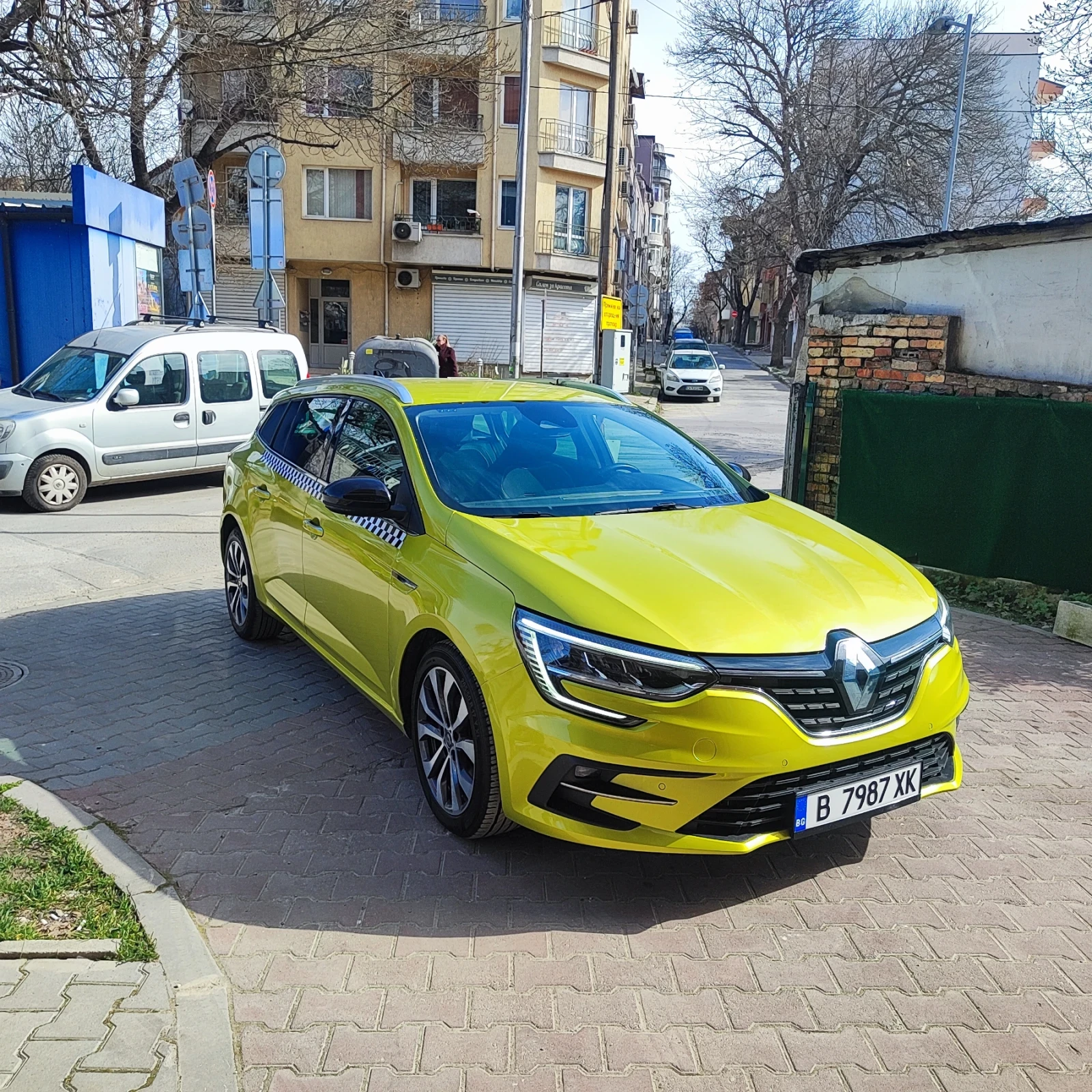 Renault Megane 1.5 Blue dCi (115 кс) EDC , снимка 14 - Автомобили и джипове - 54006018