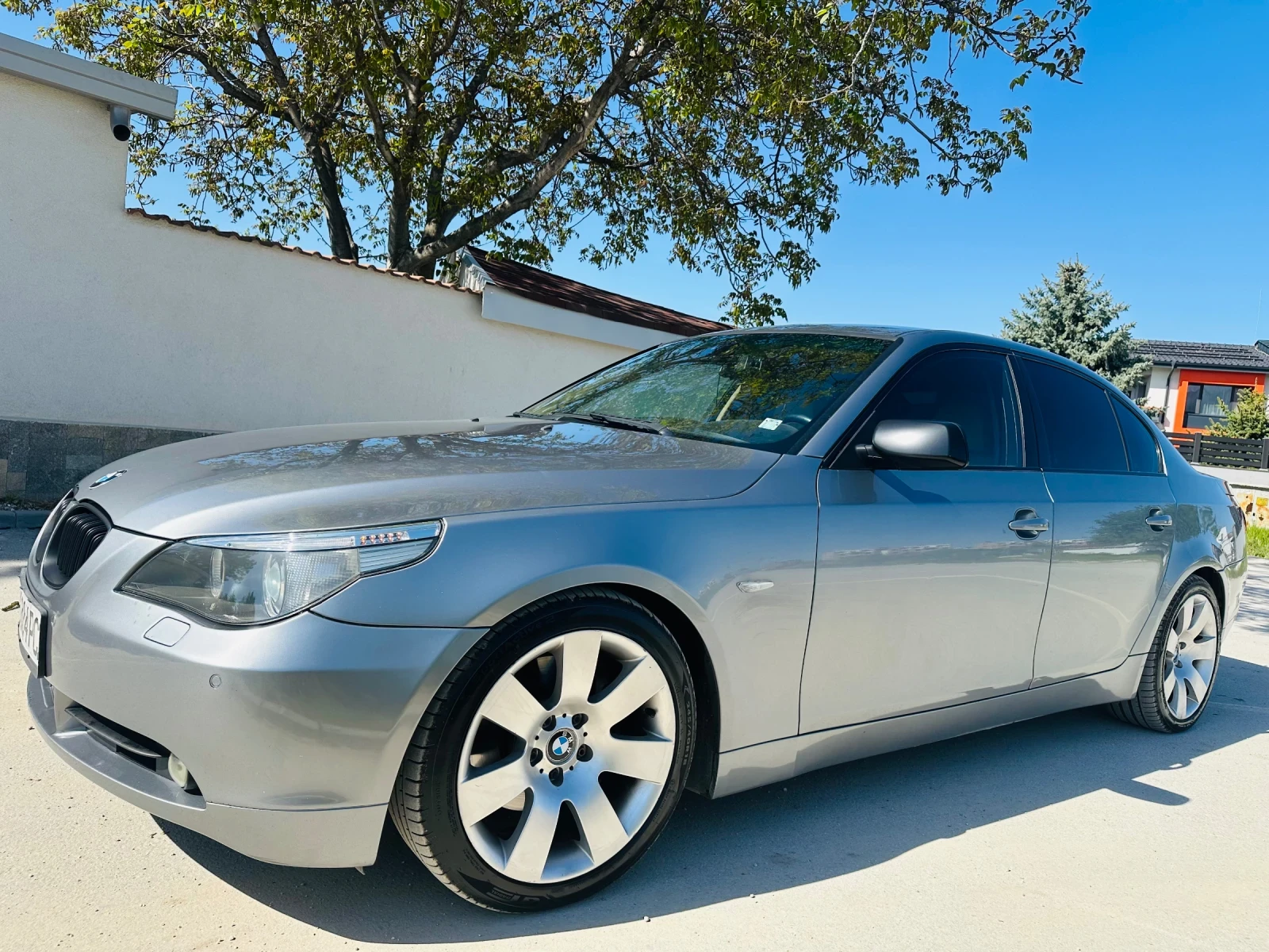 BMW 530