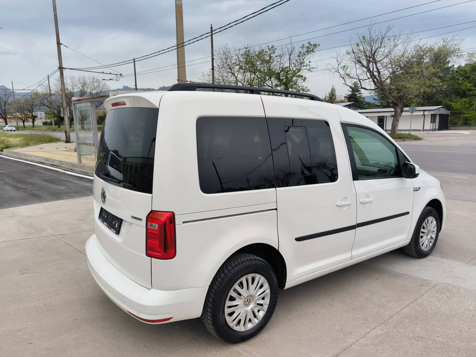 VW Caddy 1.4-6sk-Euro-6D, снимка 5 - Автомобили и джипове - 54477092