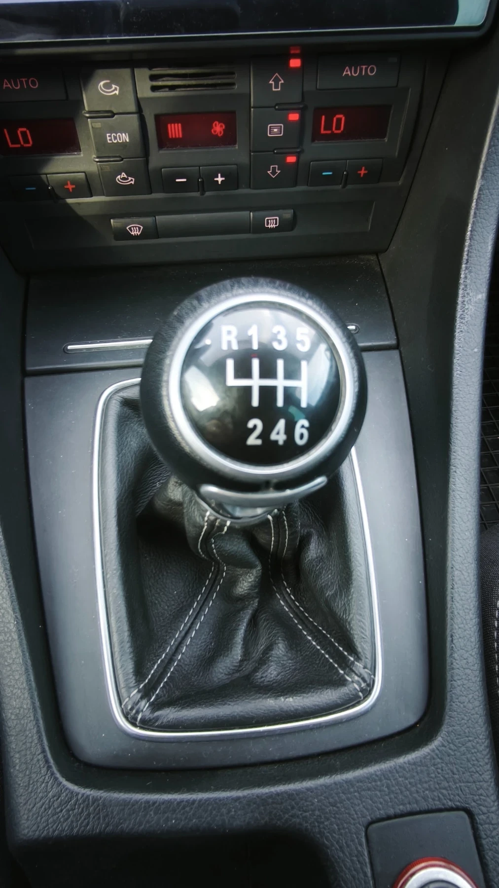 Seat Exeo 2.0 TDI 143, снимка 11 - Автомобили и джипове - 54501990