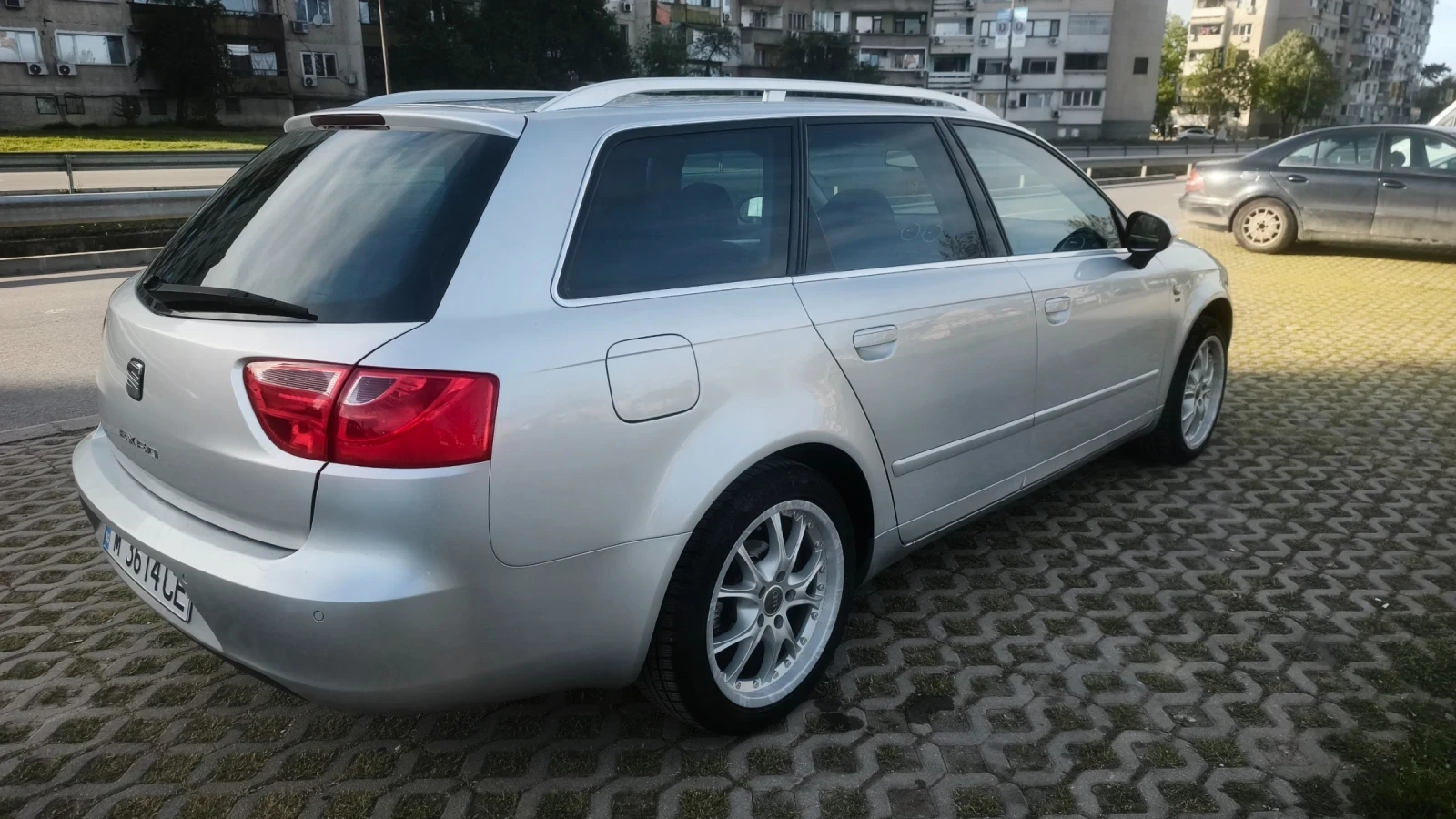 Seat Exeo 2.0 TDI 143, снимка 4 - Автомобили и джипове - 54501990