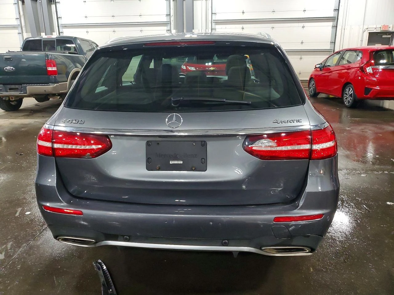 Mercedes-Benz E 400 3.0l 4Matic, снимка 6 - Автомобили и джипове - 54879579