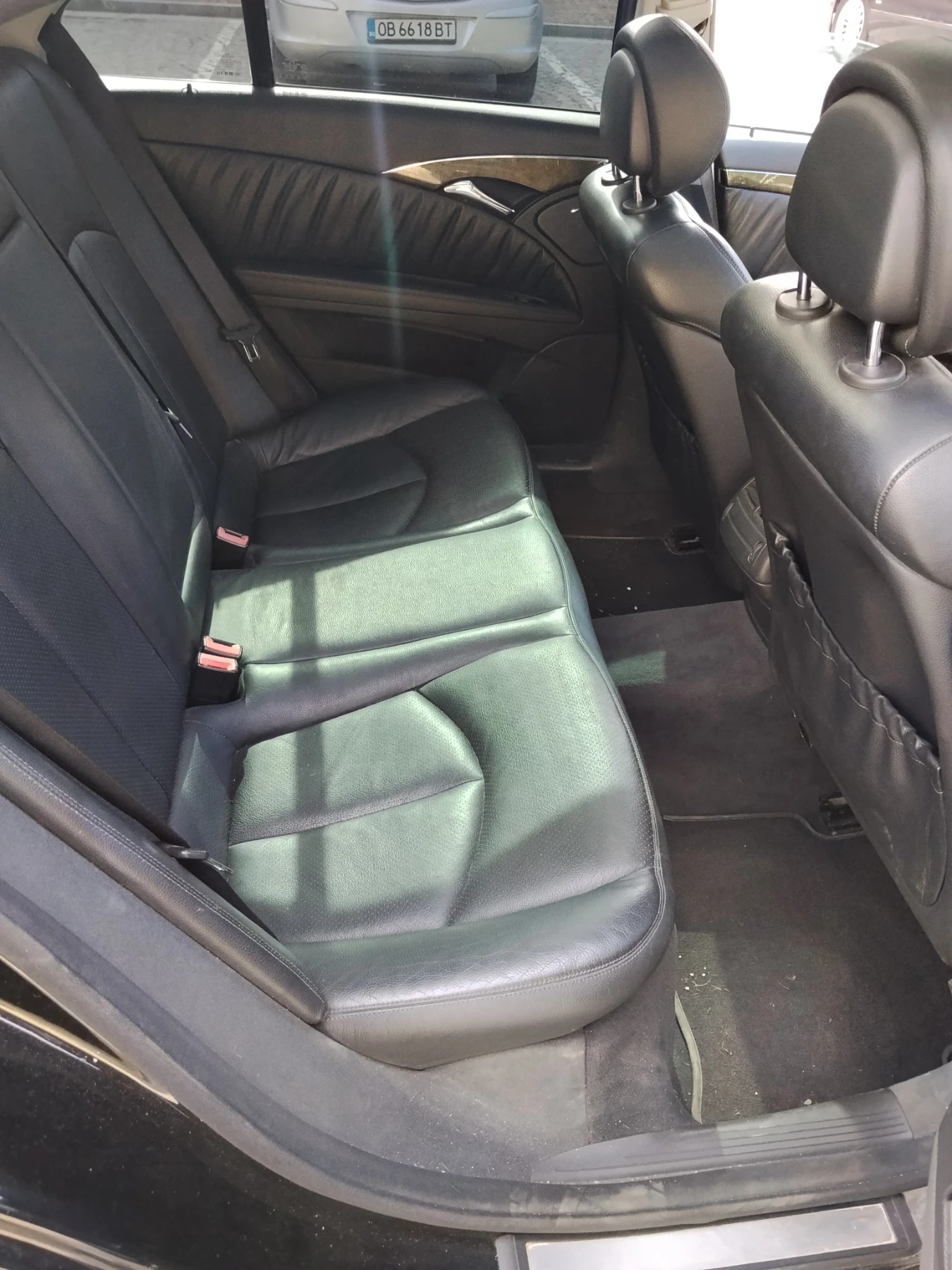 Mercedes-Benz E 320, снимка 4 - Автомобили и джипове - 54947091