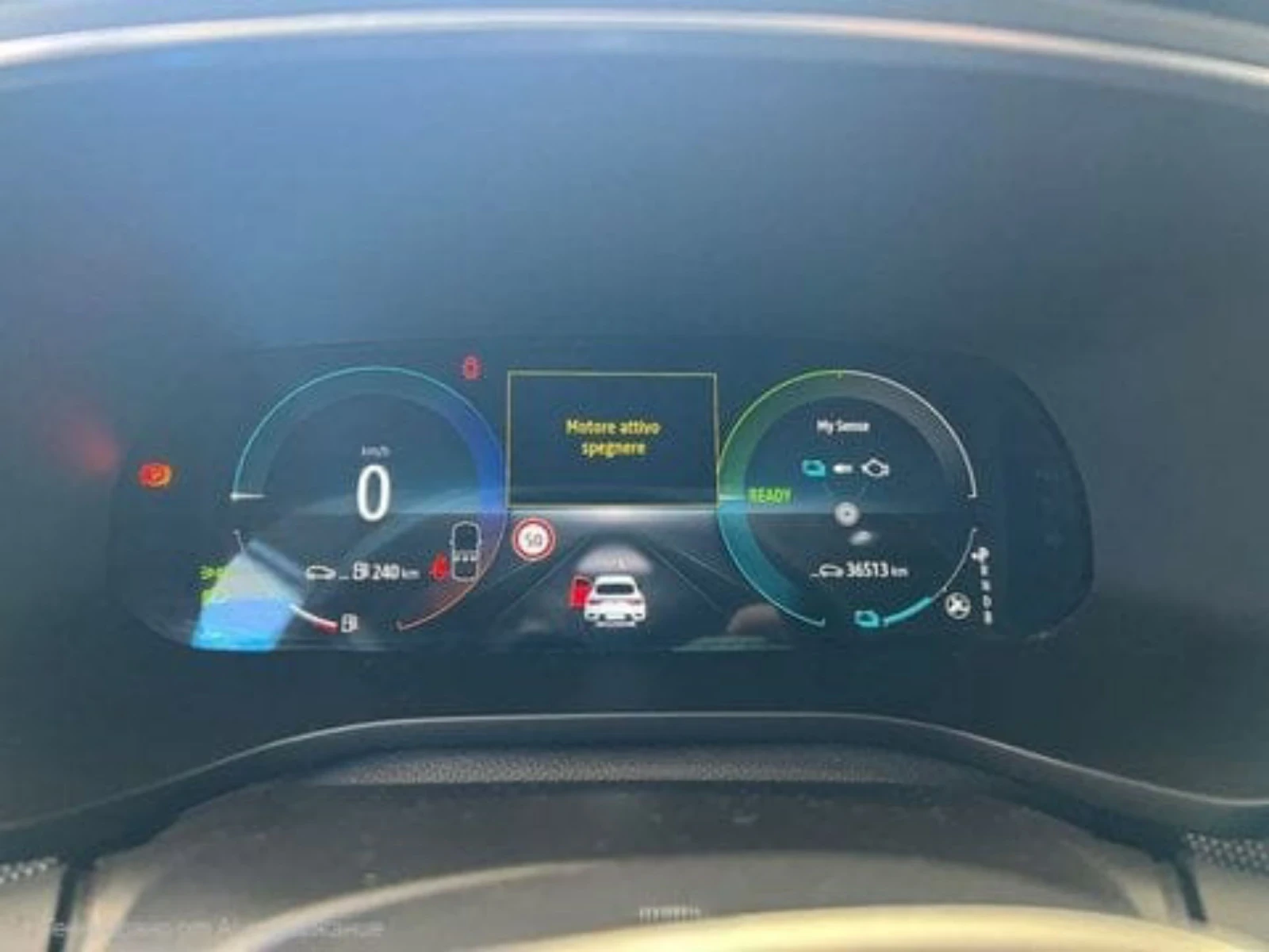 Renault Arkana 1.6 Hybrid E-TECH, снимка 15 - Автомобили и джипове - 55317712