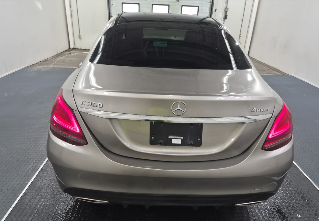 Mercedes-Benz C 300 * AMG Line* 4MATIC* Подгрев* Pano* Back Cam* , снимка 3 - Автомобили и джипове - 55473524