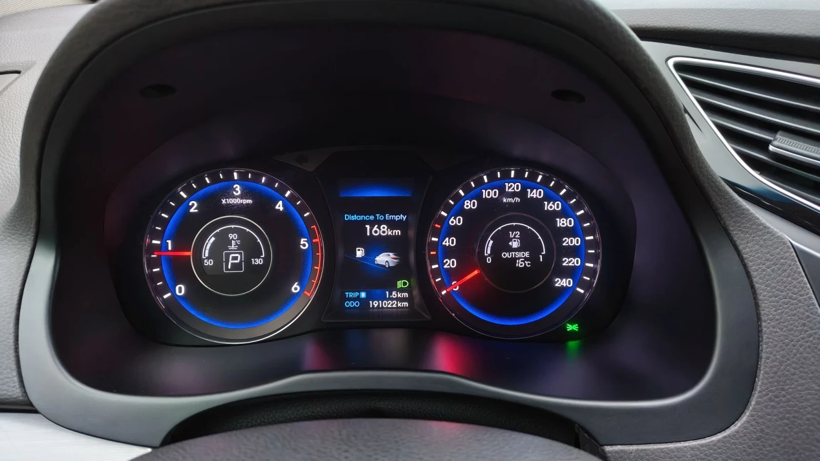 Hyundai I40 1.7 CRDI - PREMIUM+ ВСИЧКИ ЕКСТРИ, снимка 15 - Автомобили и джипове - 56512255
