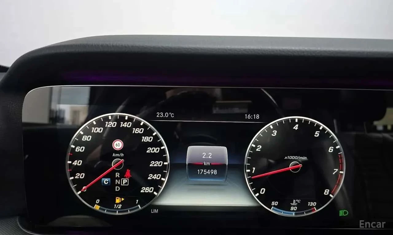 Mercedes-Benz E 300, снимка 8 - Автомобили и джипове - 56737177
