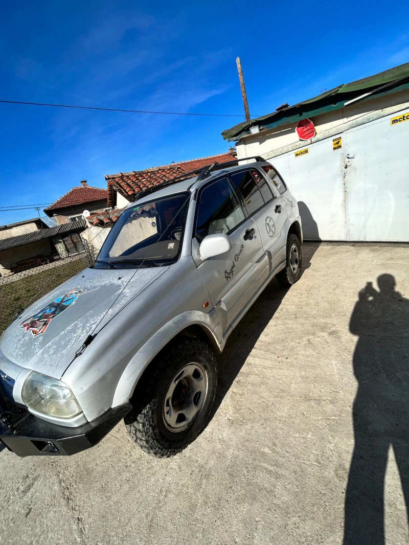 Suzuki Grand vitara 2.0, снимка 11 - Автомобили и джипове - 46802957