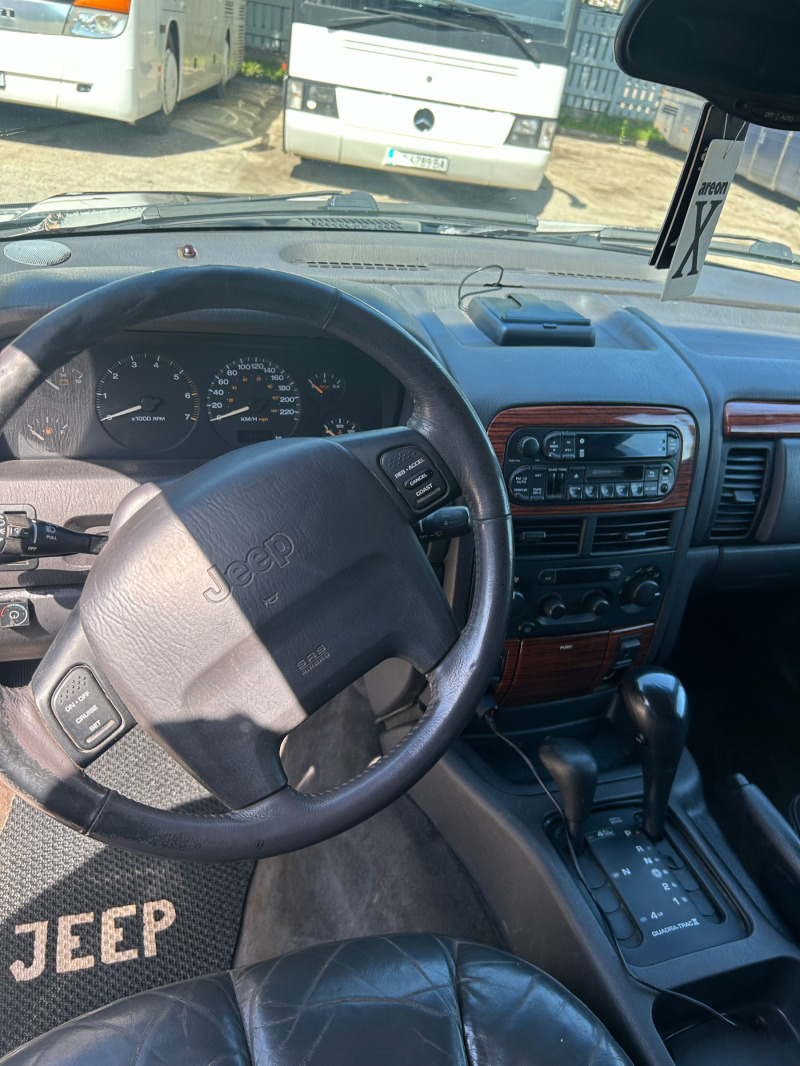 Jeep Grand cherokee 4.0, снимка 9 - Автомобили и джипове - 45632949
