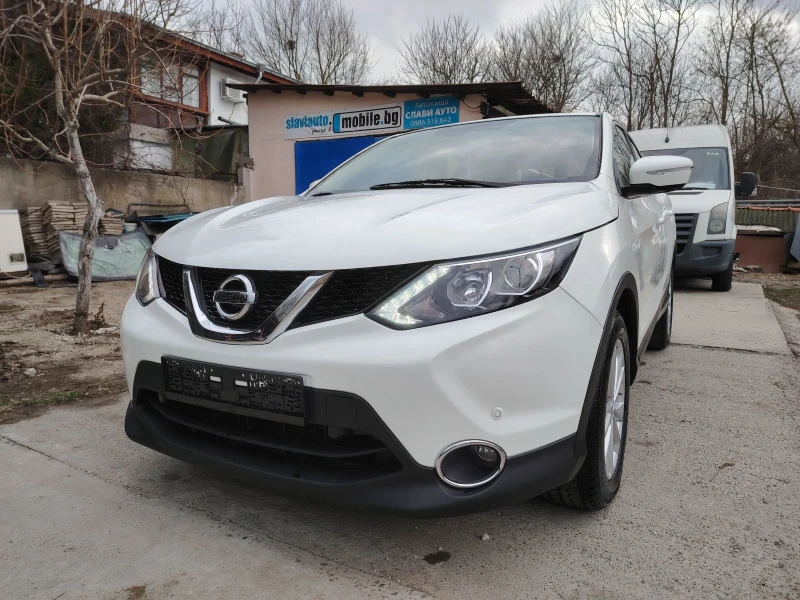 Nissan Qashqai 1.5 DCI, снимка 1 - Автомобили и джипове - 48957123