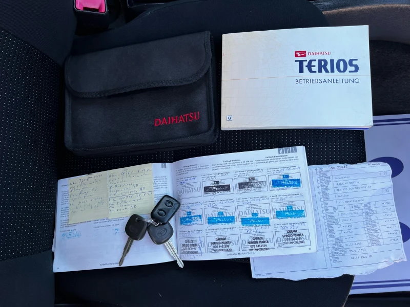 Daihatsu Terios 1.5i 116000km TOP, снимка 15 - Автомобили и джипове - 49081559