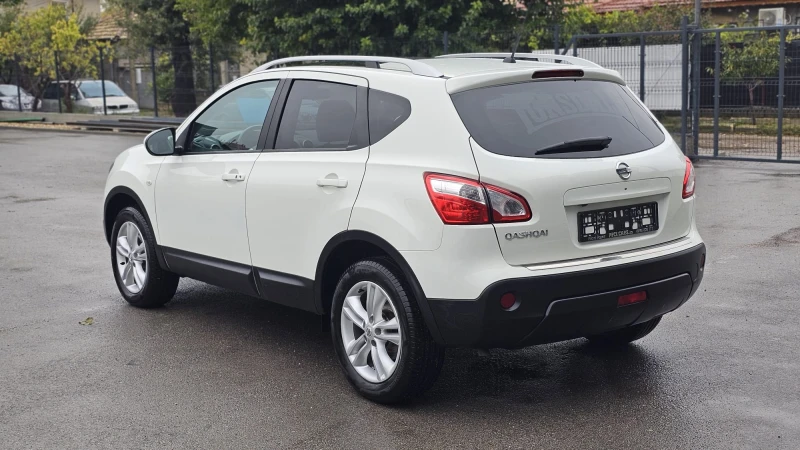 Nissan Qashqai 2.0i 6SP CH-8бр.ДЖАНТИ-FULL-СЕРВИЗ ИСТ.-ЛИЗИНГ, снимка 4 - Автомобили и джипове - 51999378
