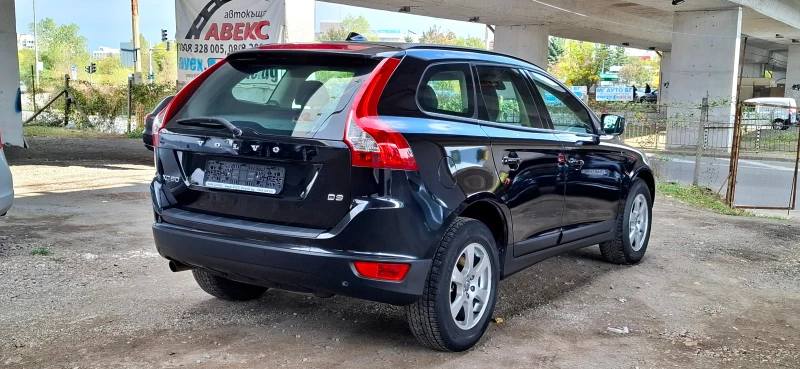 Volvo XC60 D3 СЕРВ.ДОК. , снимка 5 - Автомобили и джипове - 52038591