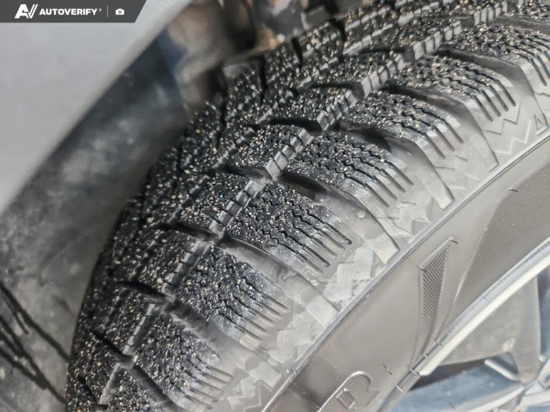 Kia Sorento МЪРТВА ТОЧКА* KEYLESS* КАМЕРА* ПОДГРЕВ* , снимка 11 - Автомобили и джипове - 53053690