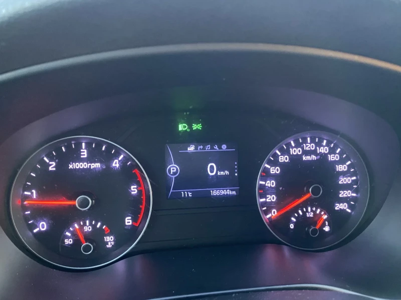 Kia Sportage Automat , снимка 6 - Автомобили и джипове - 53134514