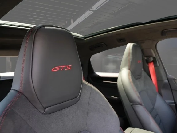 Porsche Cayenne Coupe GTS 4.0 V8 - изображение 7